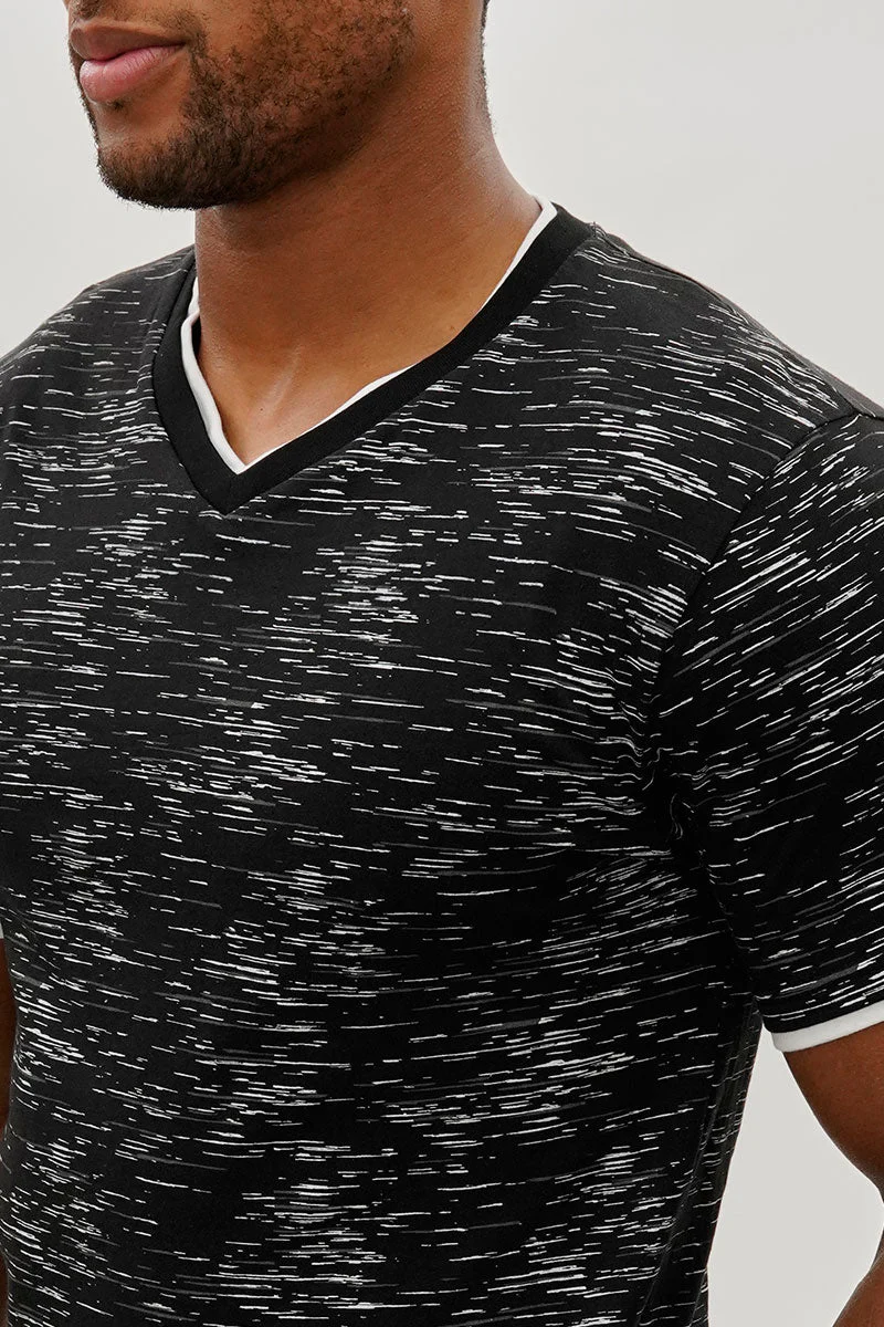 Vintage Patterned V-Neck Tee - Black - Image 4