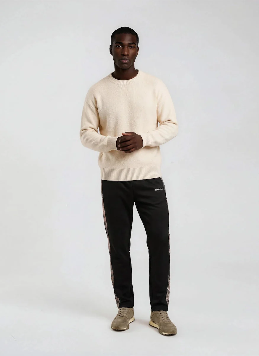 Contrast Camouflage Joggers - Black